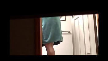 MIL exiting shower spy