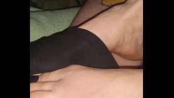 Feet teasing cum out with Black nails
