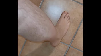 Pantyhose feet